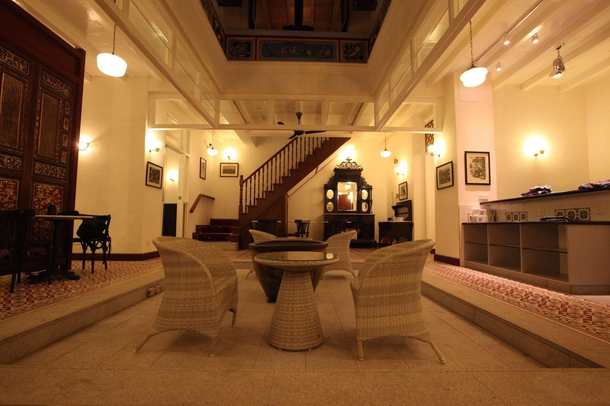 Nam Keng Hotel Penang George Town Bagian luar foto