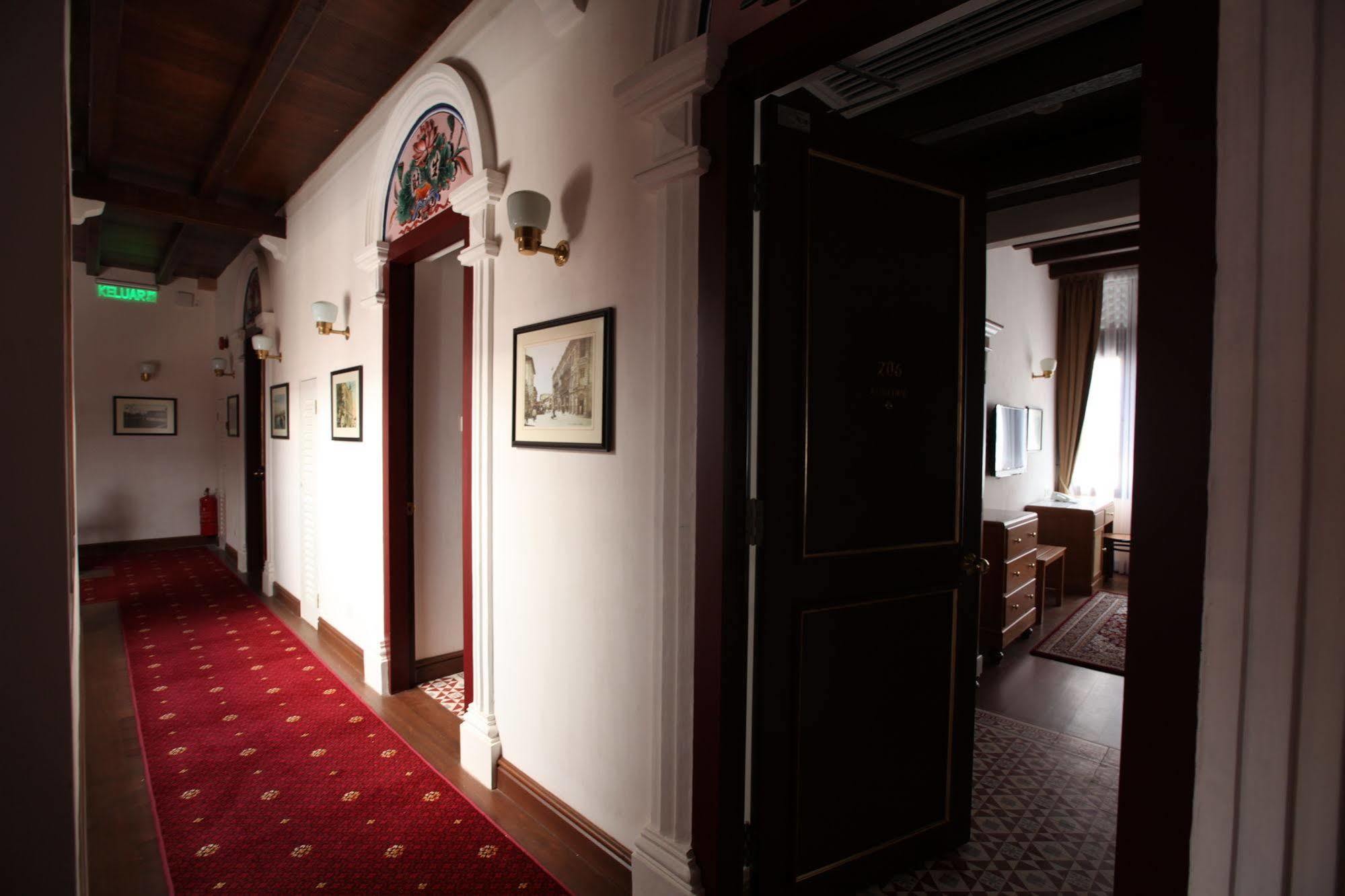 Nam Keng Hotel Penang George Town Bagian luar foto